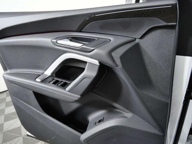 2025 Audi Q5 Premium - Photo 25