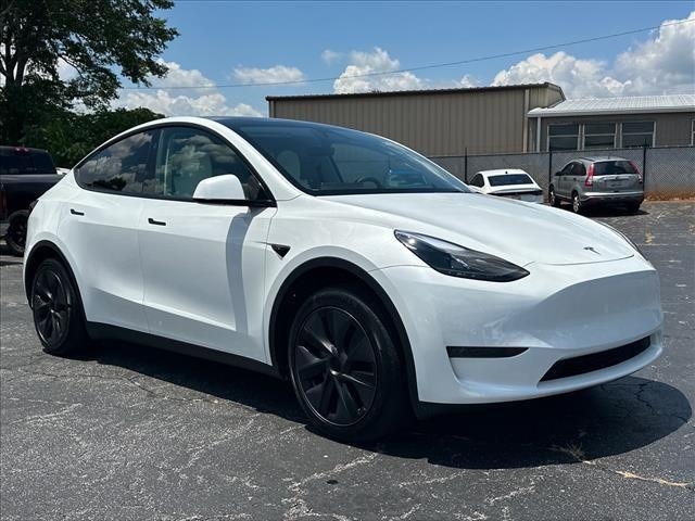 2025 Tesla Model Y
