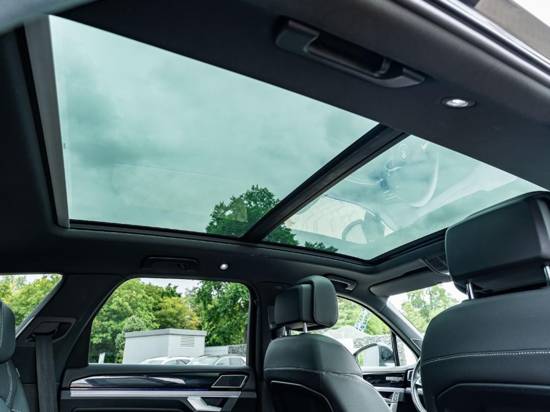 Volkswagen Touareg Basis-Modell