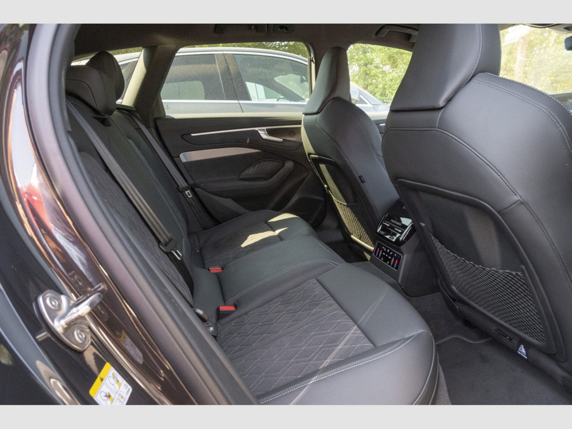 Audi A6 Avant edition one