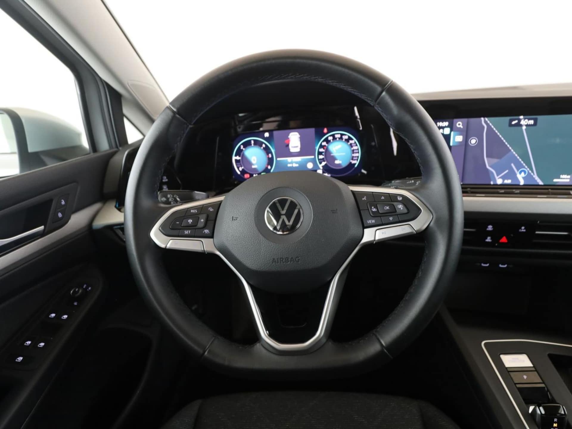 Volkswagen Golf Variant Life