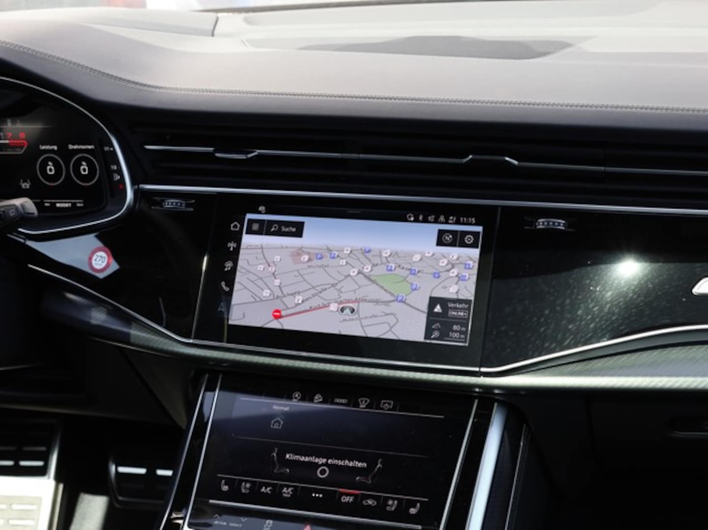 Bild über Audi RS Q8 SUV TFSI quattro 441 kW tiptronic - für weitere Informationen kontaktieren Sie den Audi Partner