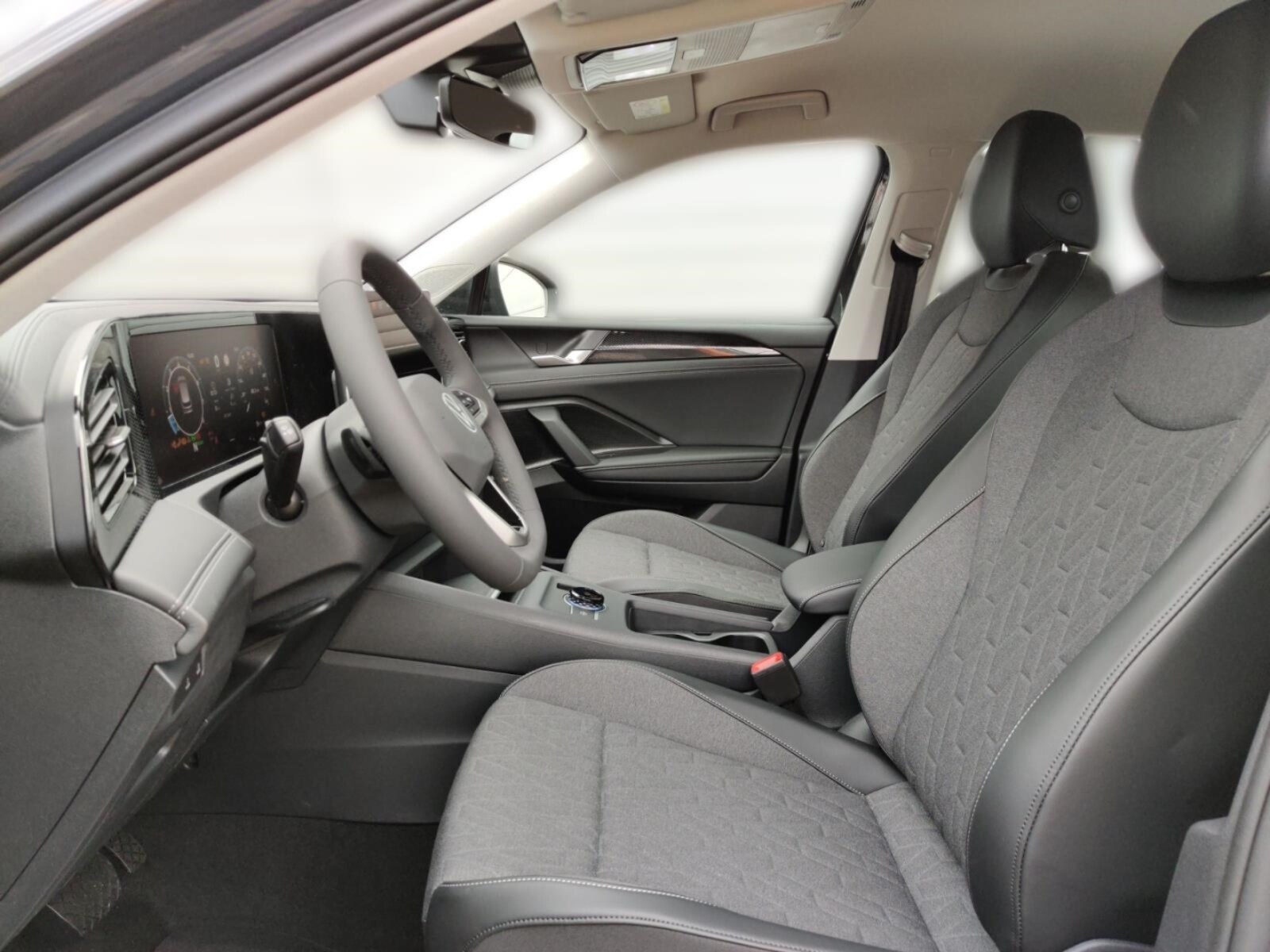 Volkswagen Tiguan – Bild 7