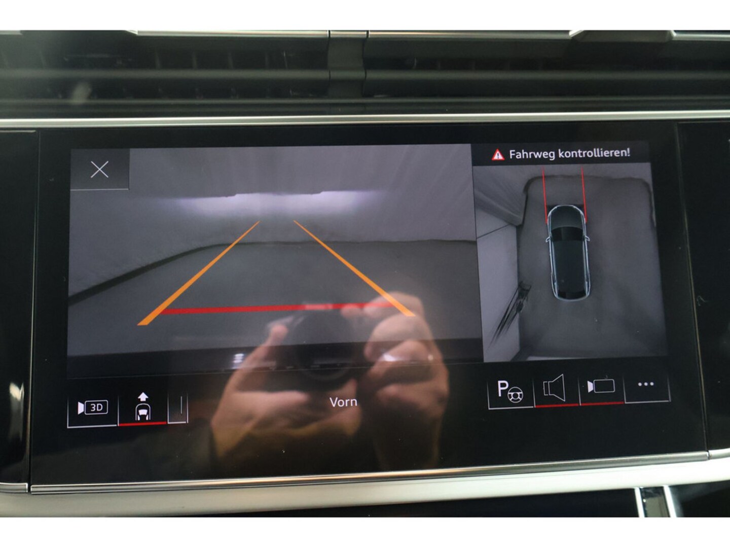 Bild über Audi Q8 SUV 50 TDI quattro tiptronic - für weitere Informationen kontaktieren Sie den Audi Partner