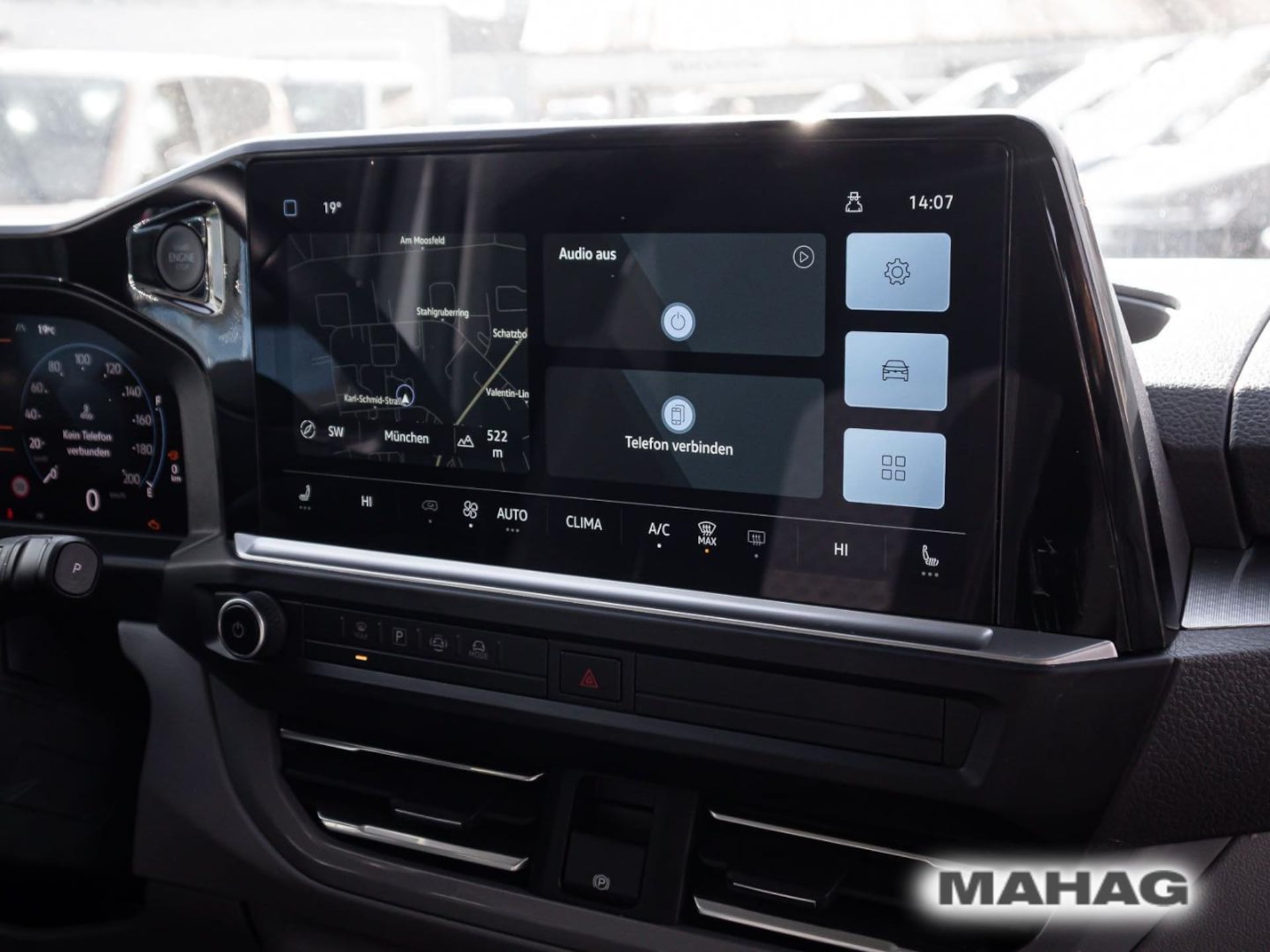Volkswagen Caravelle Life