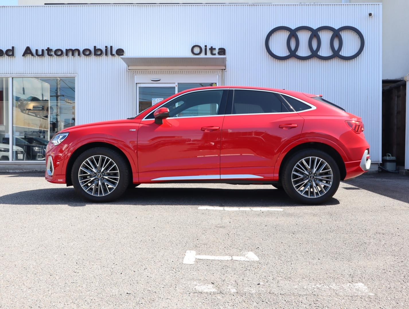 Audi Q3 Sportback 35 TFSI S line 110(150) kW(PS) S tronic for more details contact your dealer