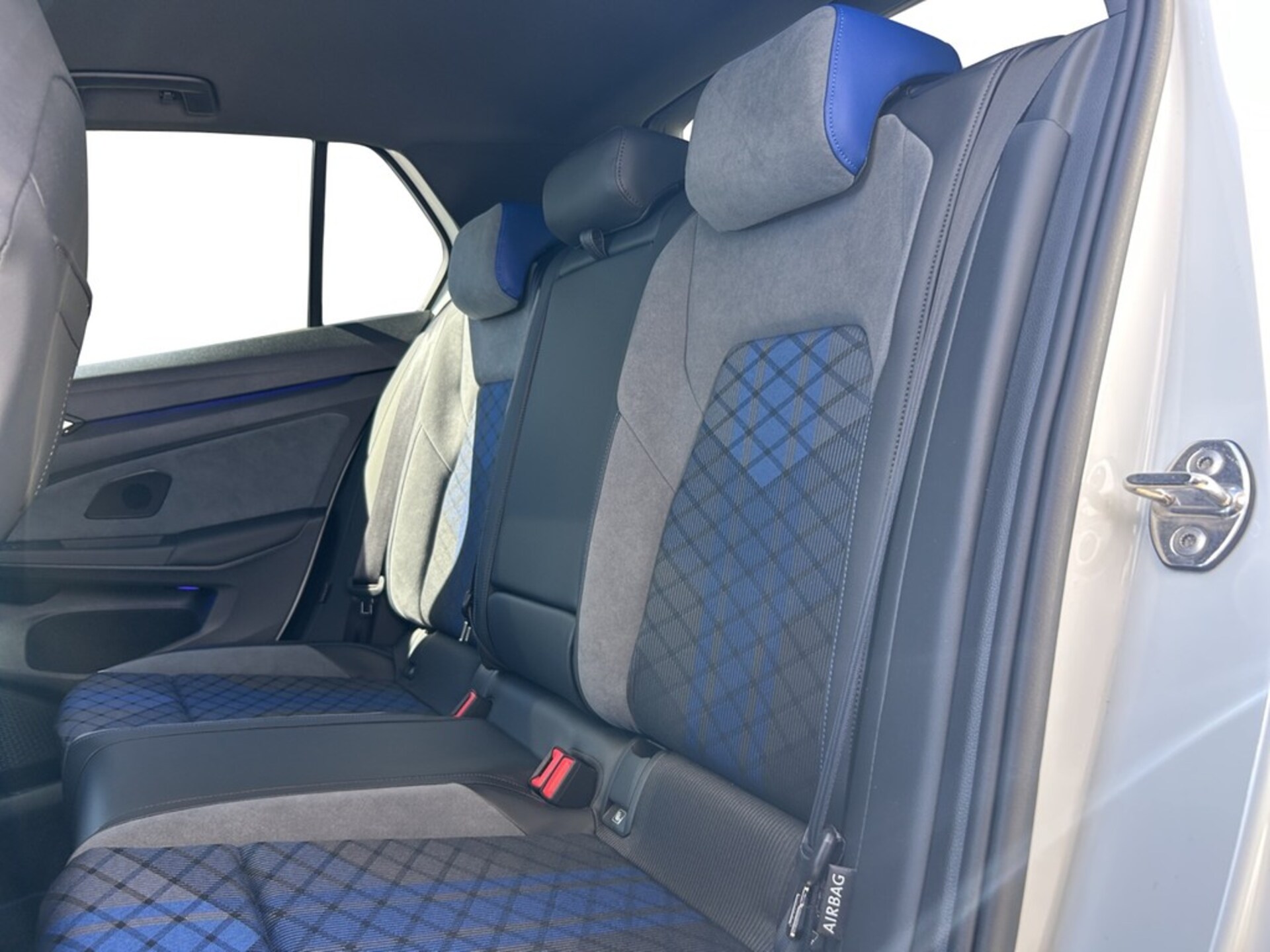 Volkswagen Golf R