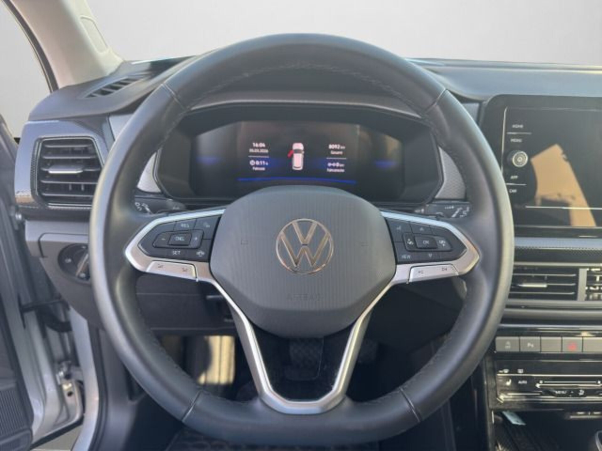Volkswagen T-Cross Life