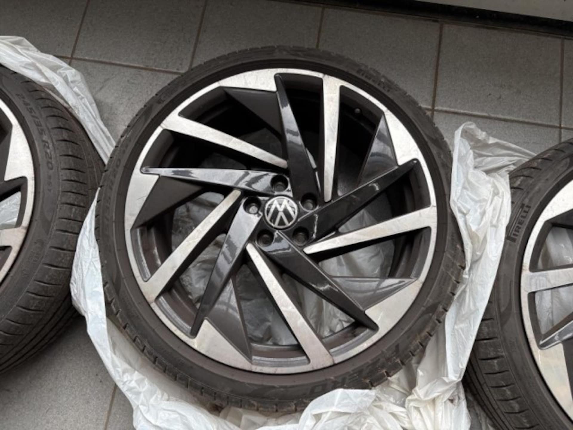 Volkswagen Arteon R-Line