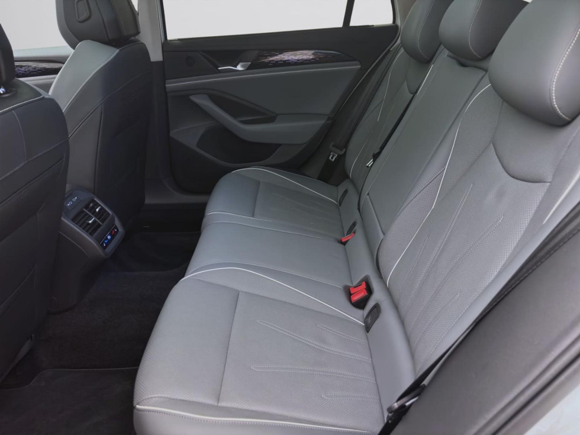 Volkswagen Passat Elegance