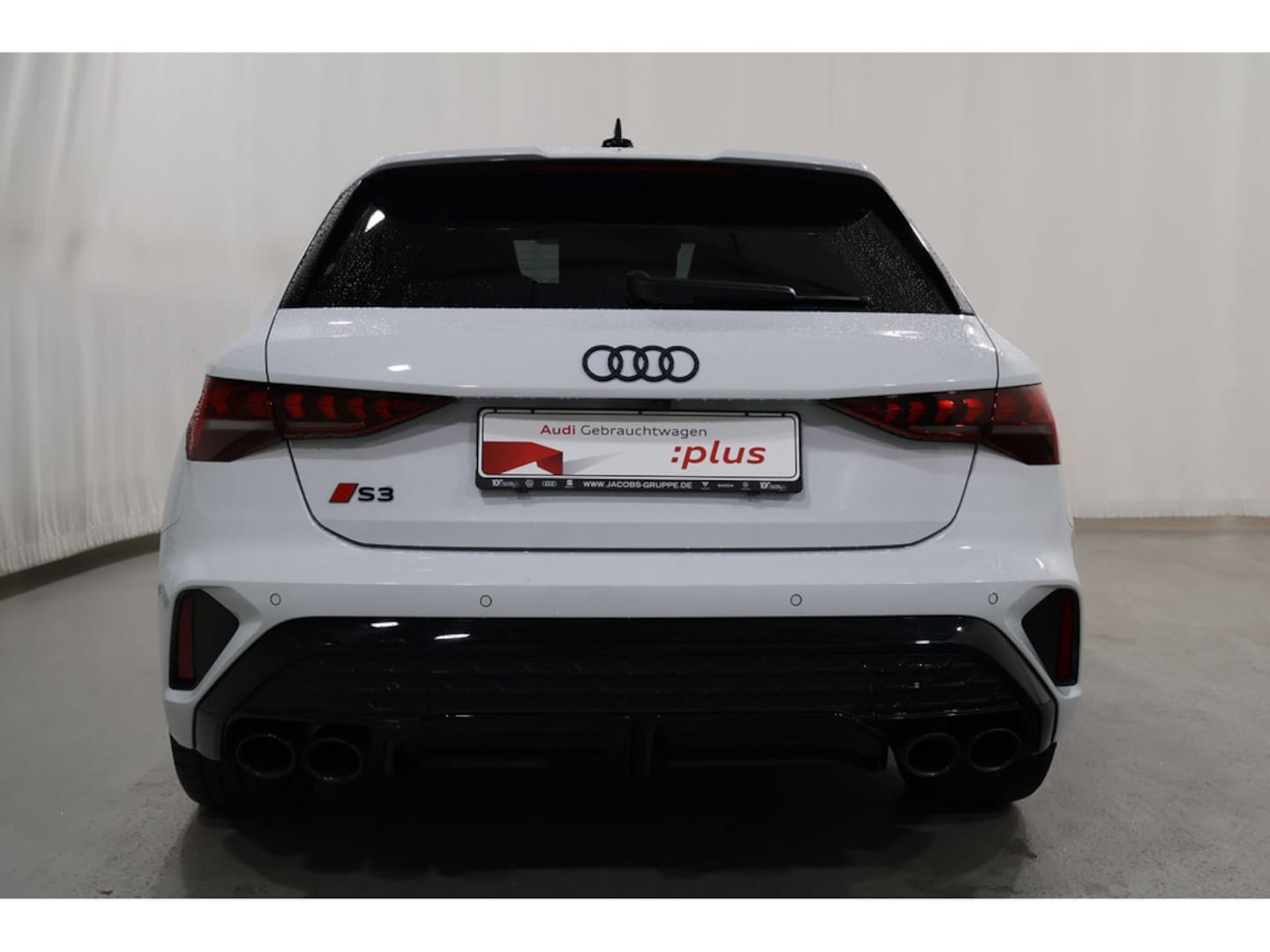 Bild über Audi S3 Sportback TFSI quattro S tronic - für weitere Informationen kontaktieren Sie den Audi Partner
