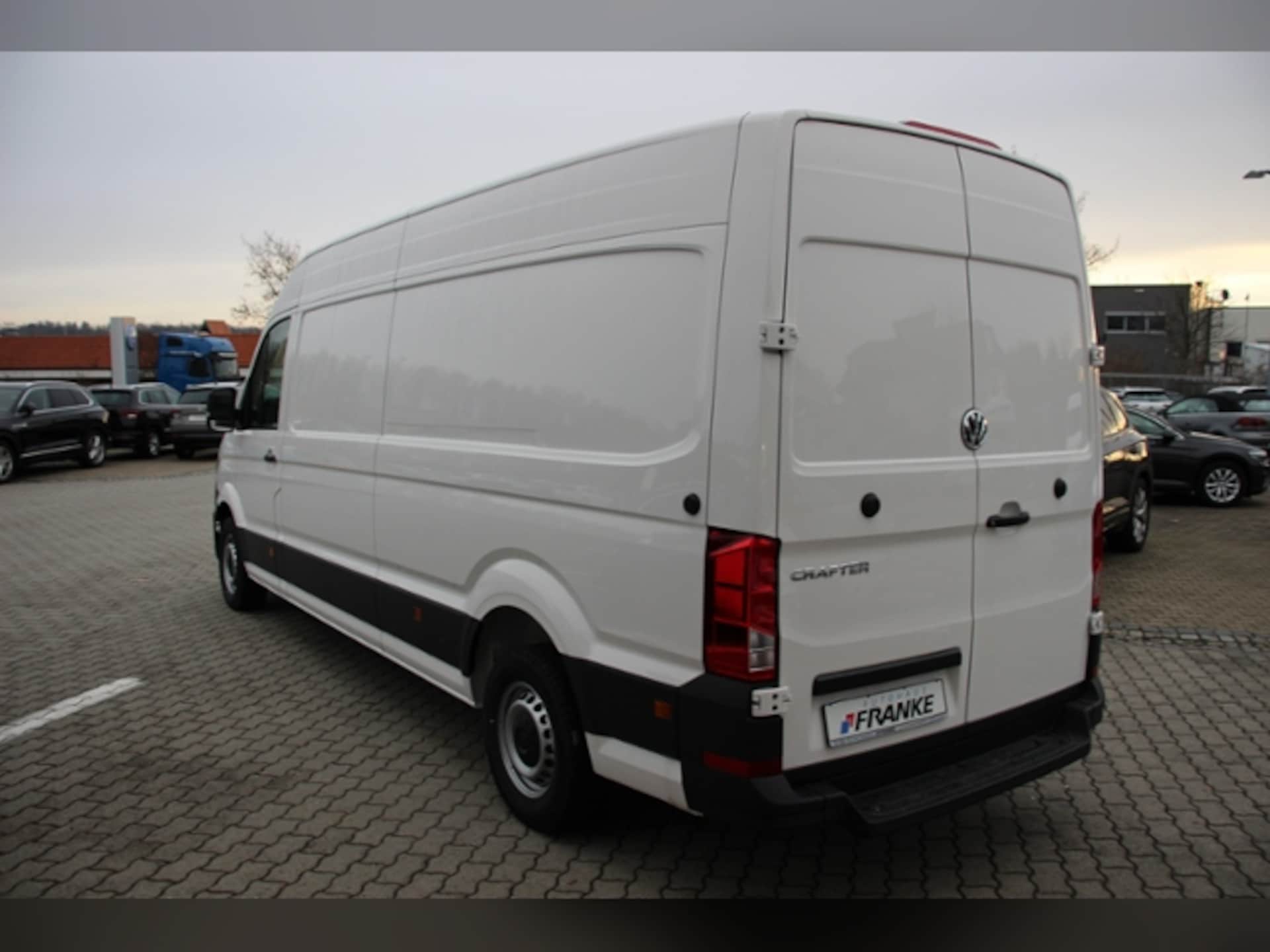 Volkswagen Crafter Kasten langer Radstand
