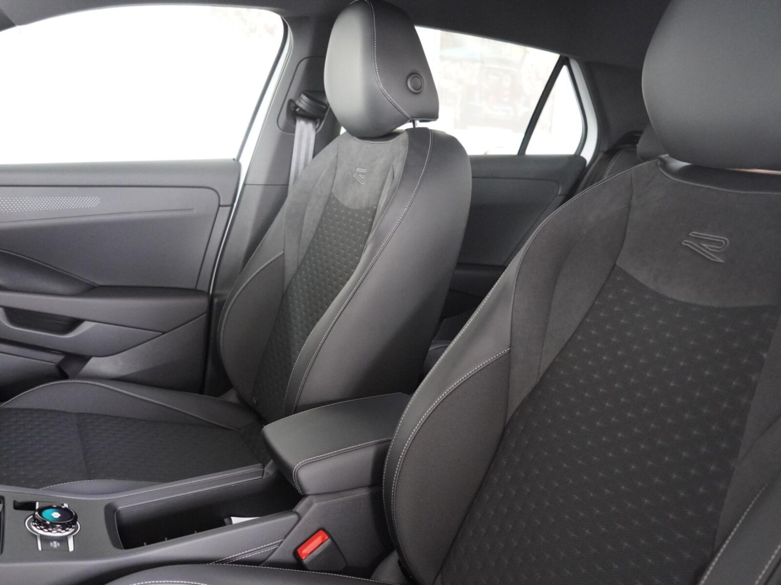 Volkswagen T-Roc – Bild 8