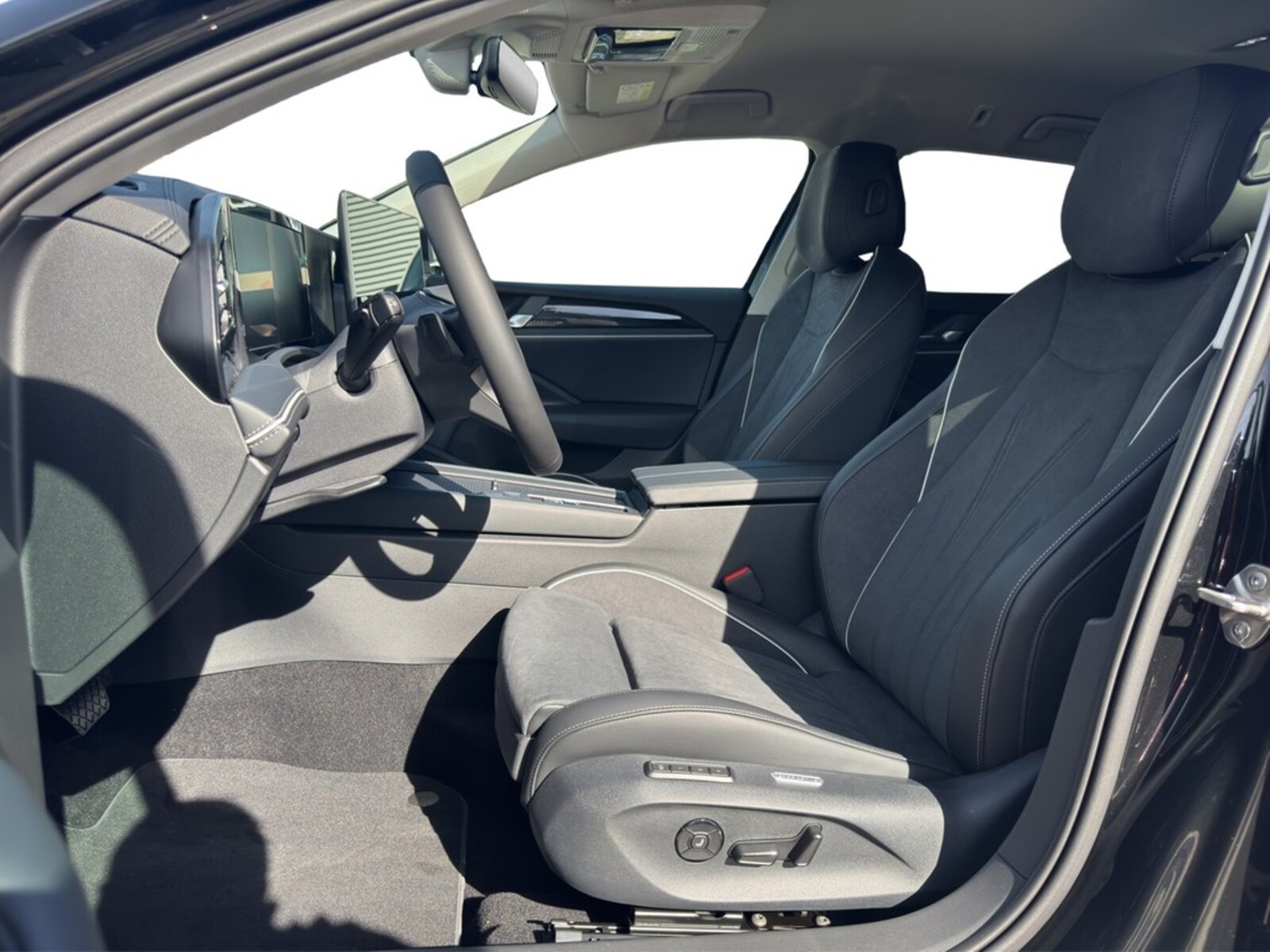 Volkswagen Passat – Bild 12