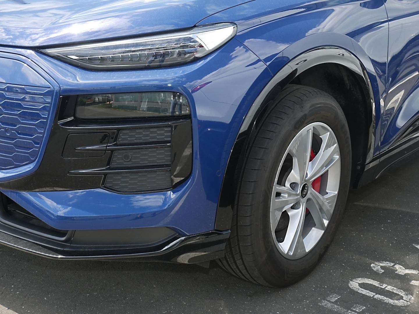 Bild über Audi Q6 Sportback e-tron e-tron - für weitere Informationen kontaktieren Sie den Audi Partner