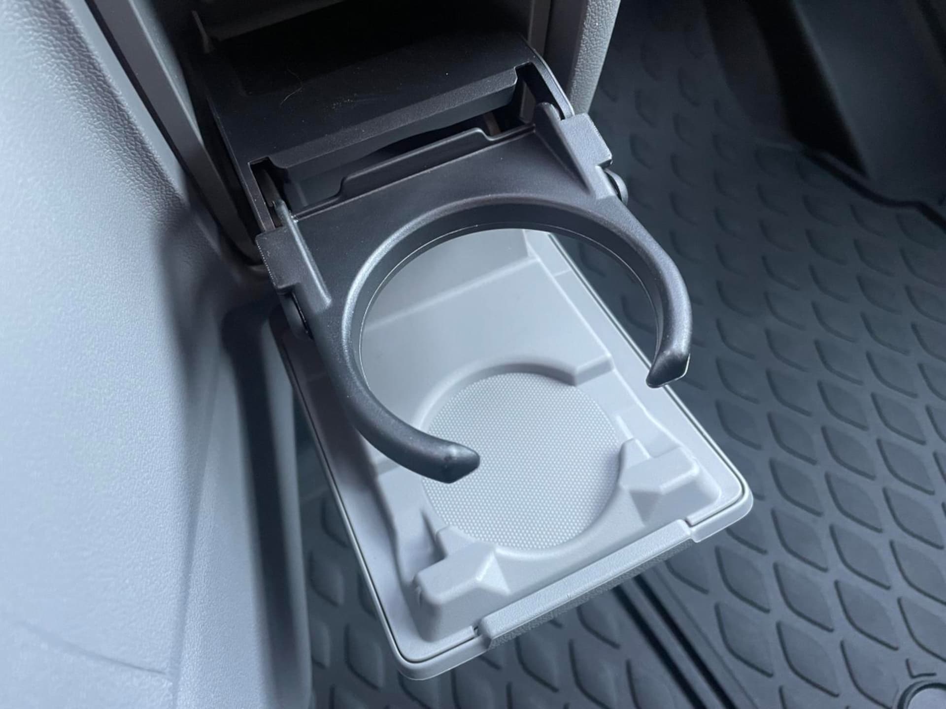 Volkswagen Transporter Furgon długi rozstaw osi