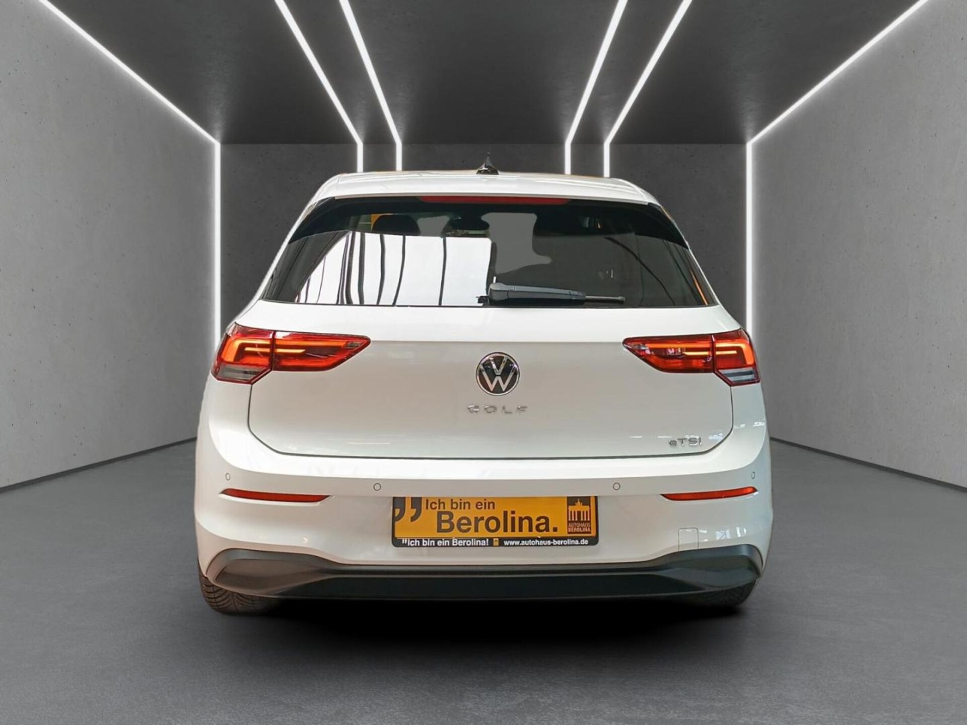 Volkswagen Golf Life