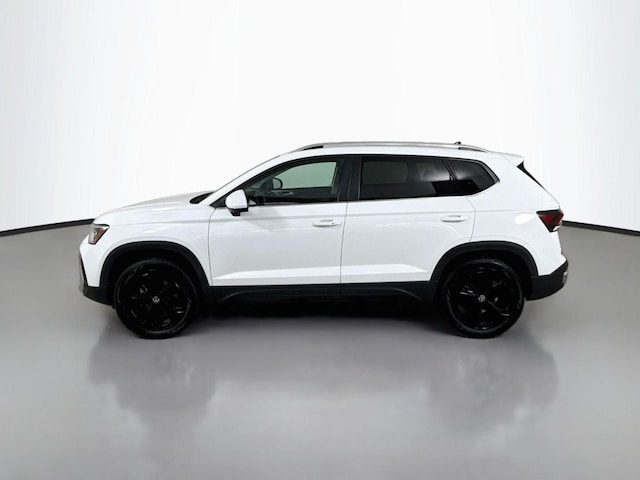 2025 Volkswagen Taos
