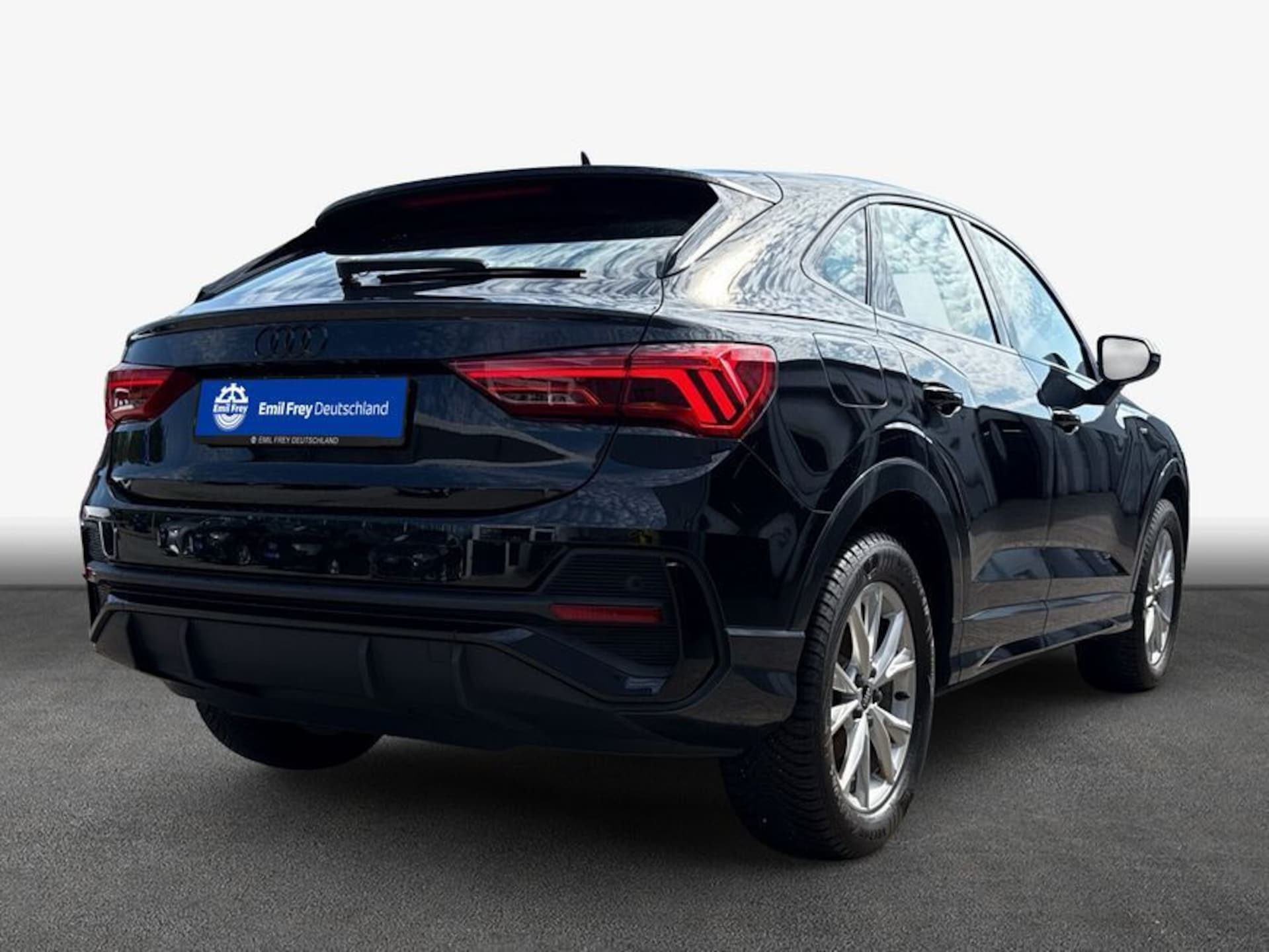 Audi Q3 Sportback S line