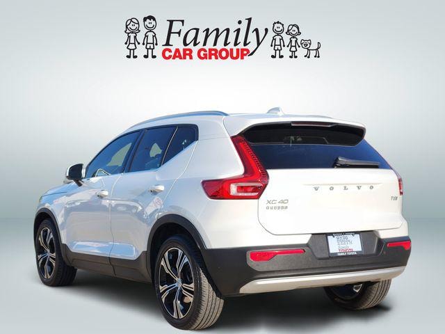 2022 Volvo XC40