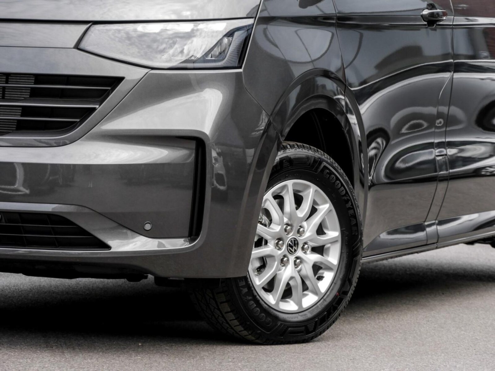 Volkswagen Transporter Kasten langer Radstand – Bild 5