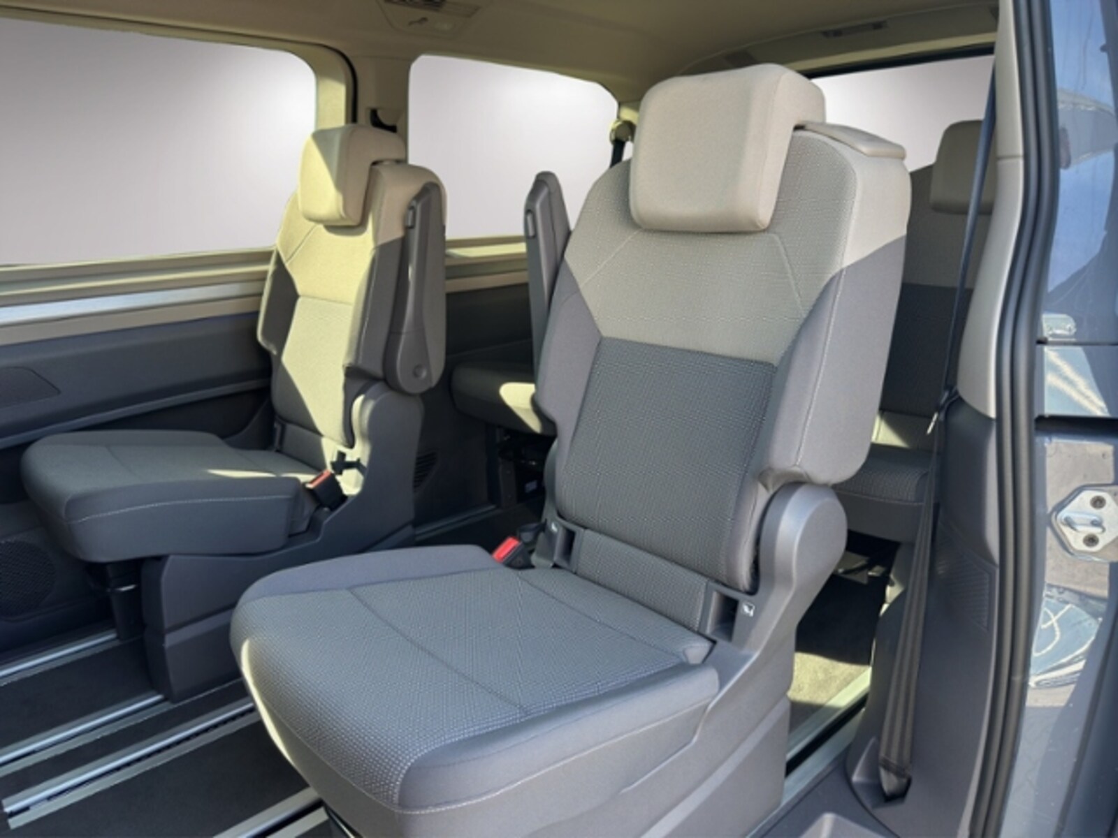 Volkswagen Multivan Langversion – Bild 13