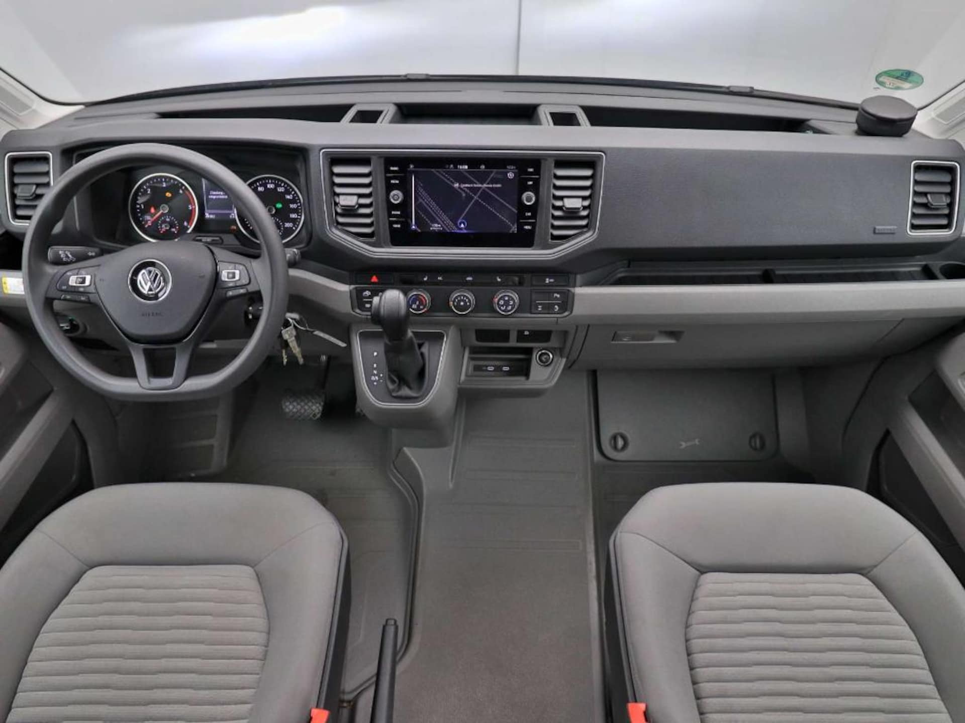 Volkswagen Grand California 680