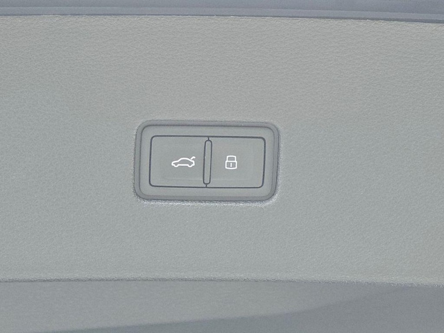 2026 Audi Q8 Prestige - Photo 12