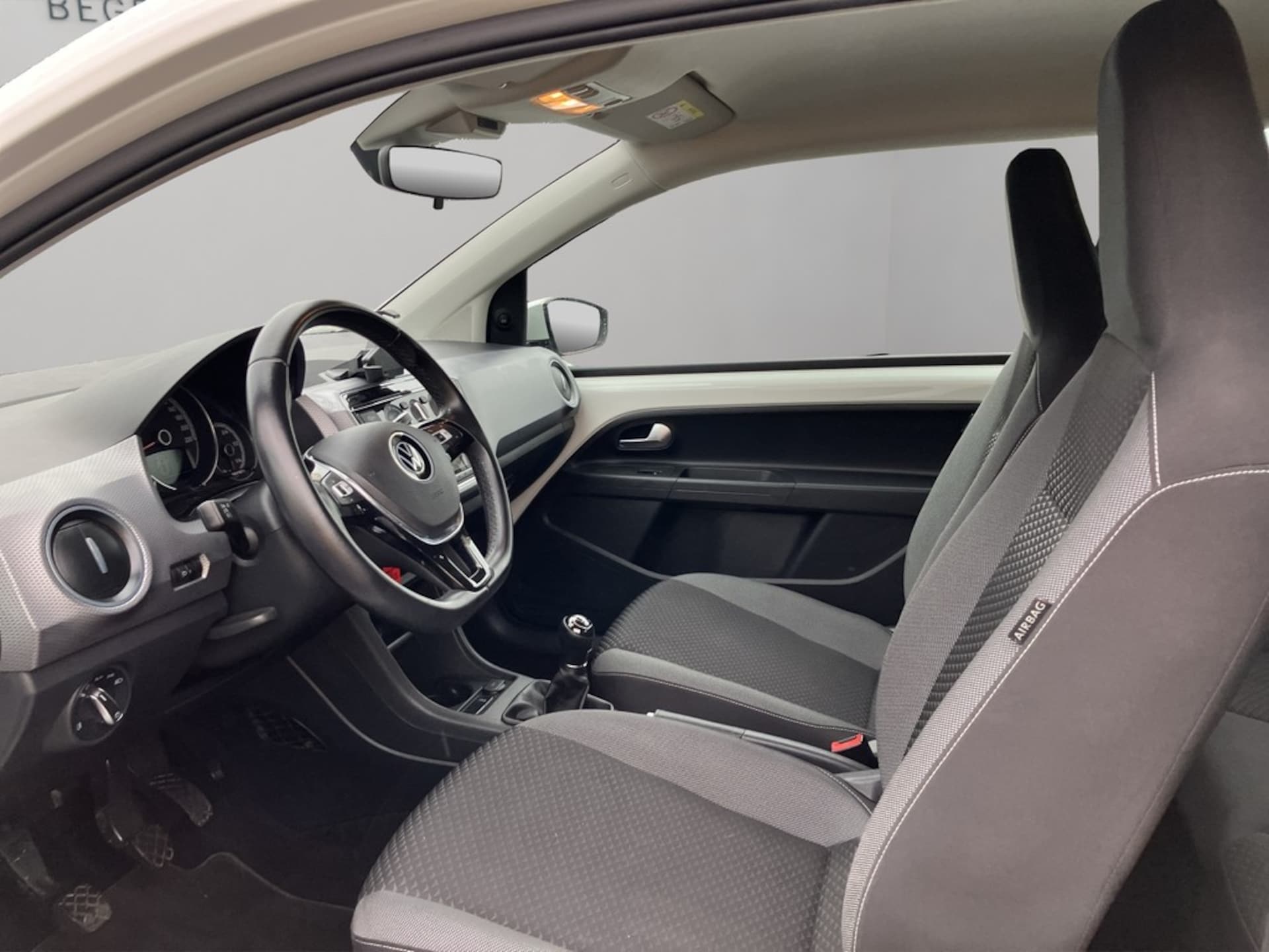 Volkswagen up! ACTIVE
