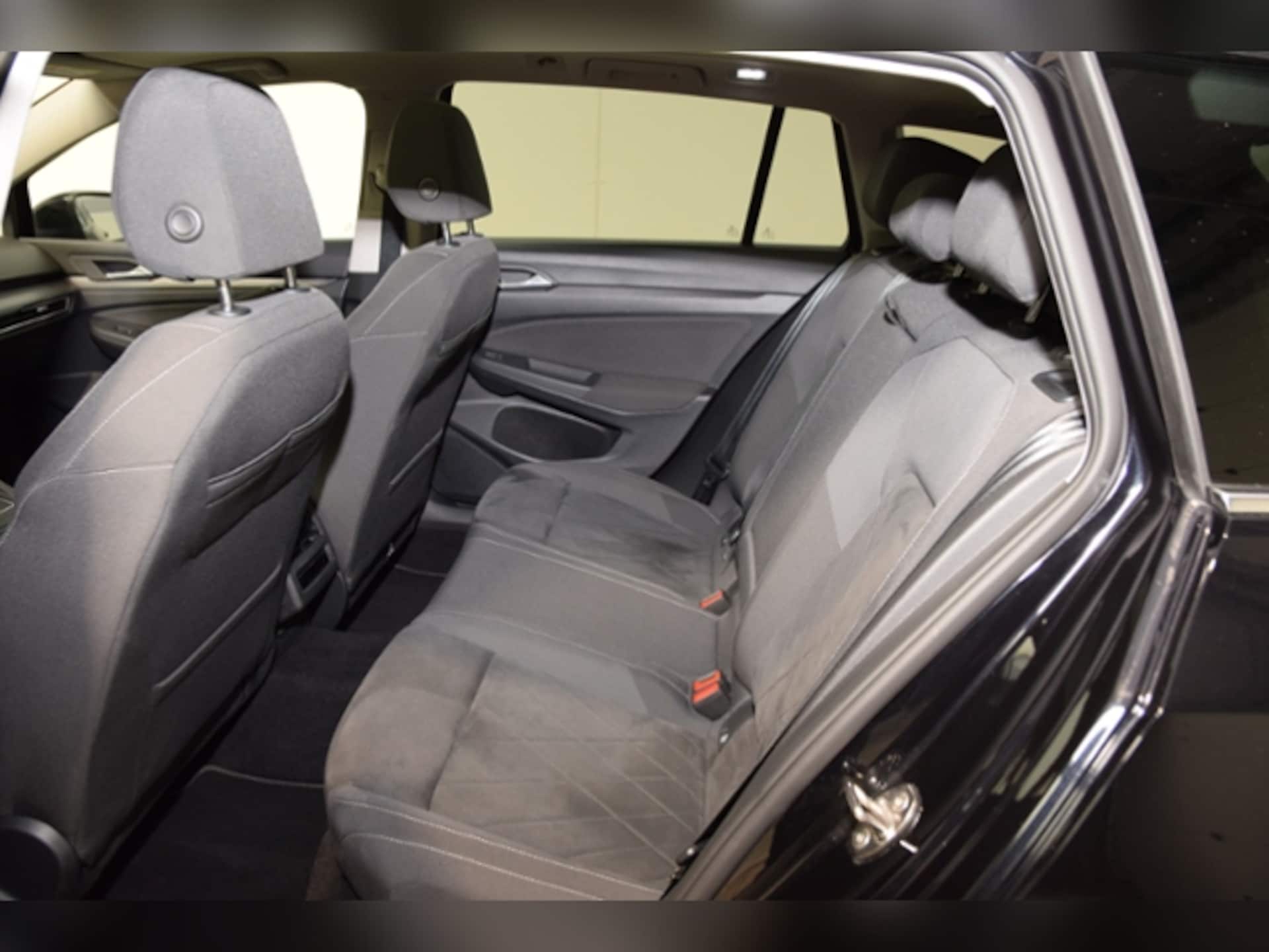 Volkswagen Golf Variant Style