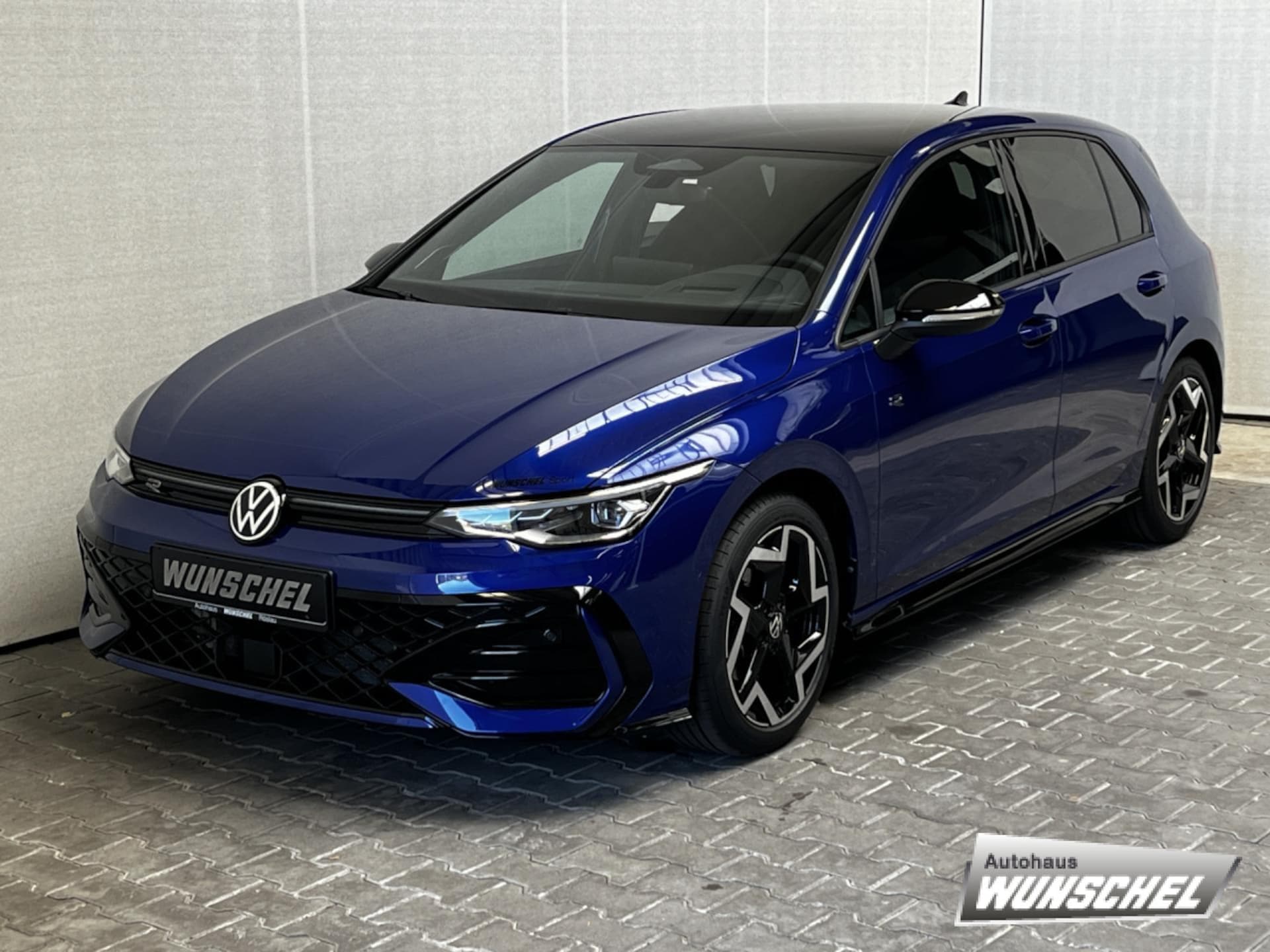 Volkswagen Golf R-Line