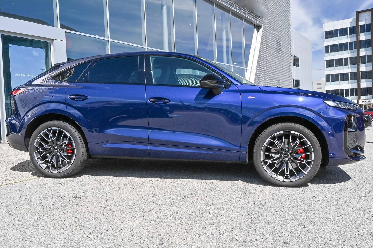 Image about Audi Q3 Sportback TFSI quattro 195 kW