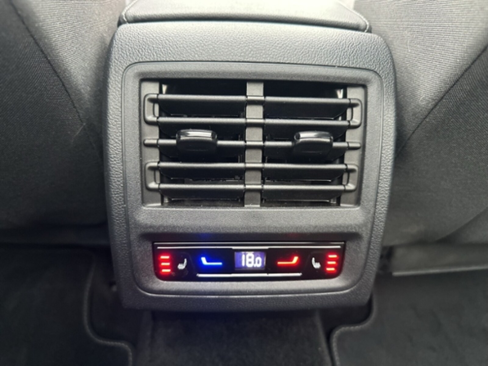 Volkswagen Golf Variant – Bild 16