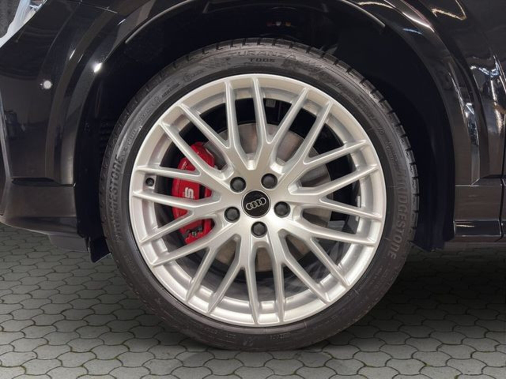 Audi SQ2