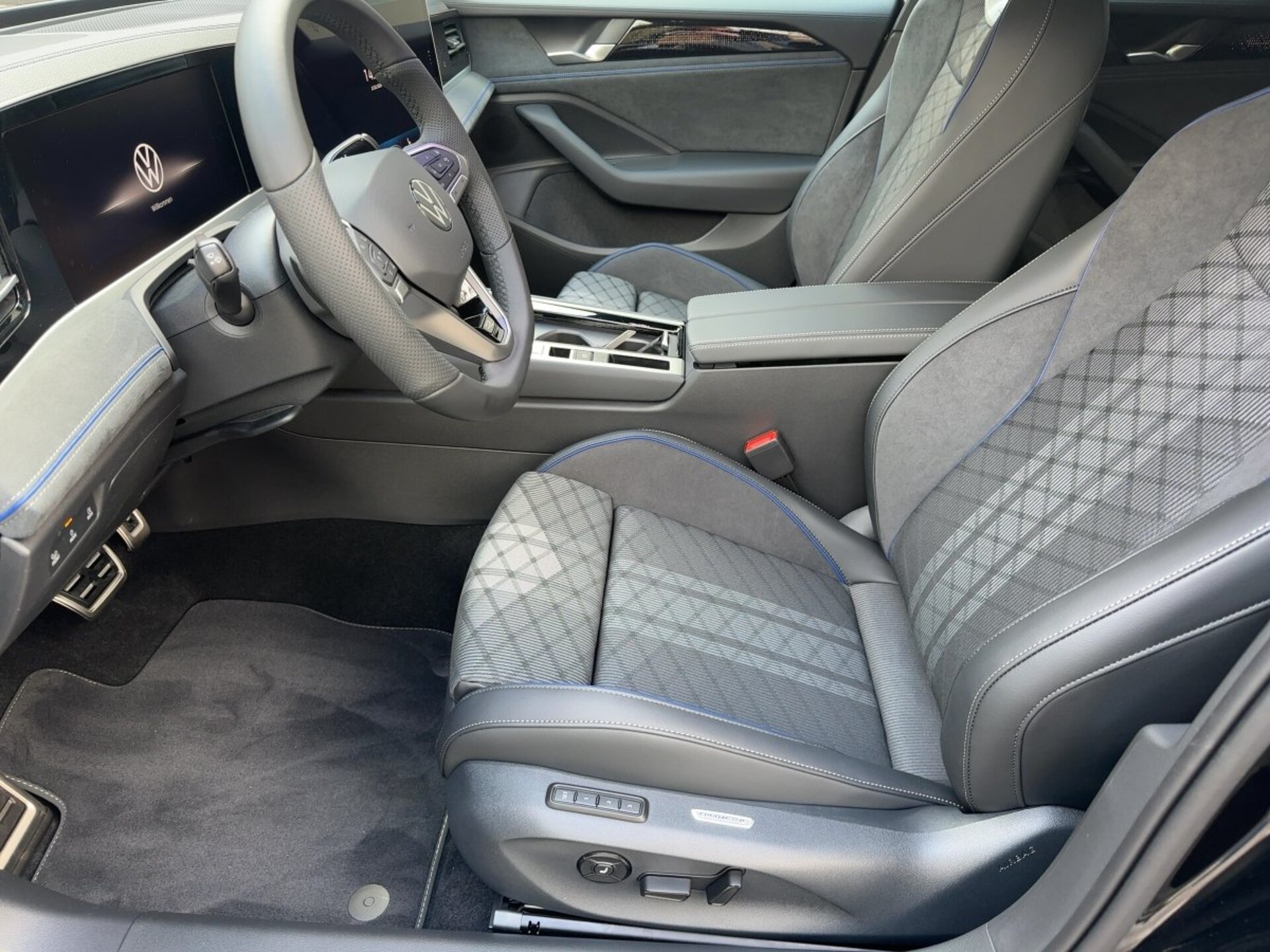 Volkswagen Passat R-Line