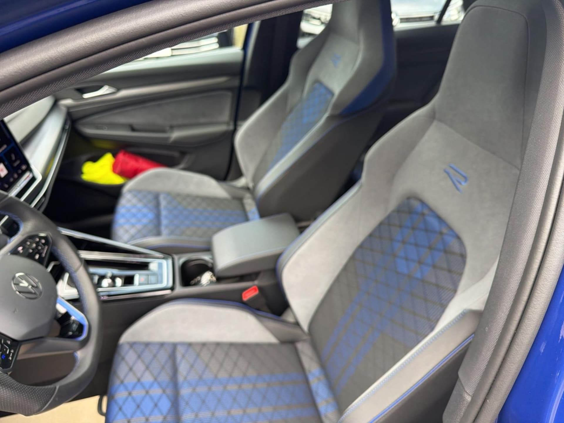 Volkswagen Golf R