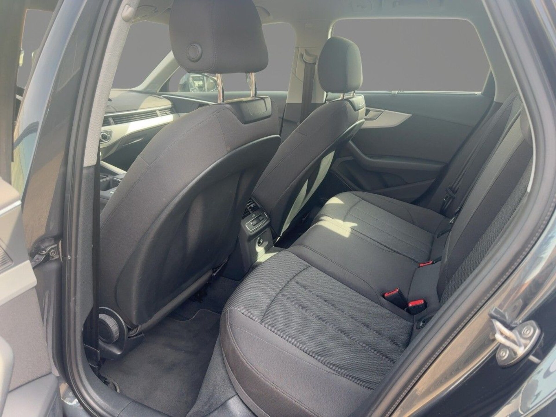 Audi A4 Avant Advanced