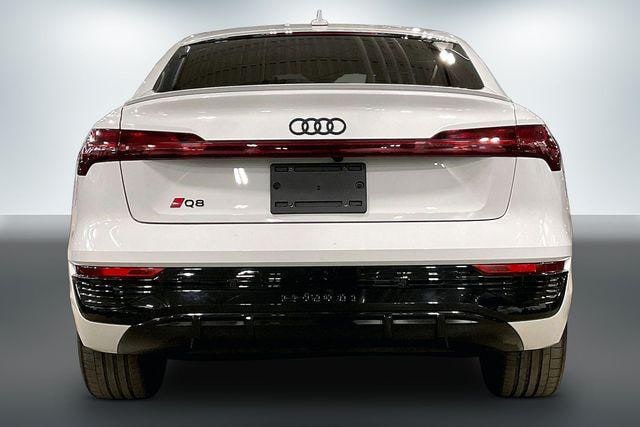 2024 Audi Q8 Sportback e-tron