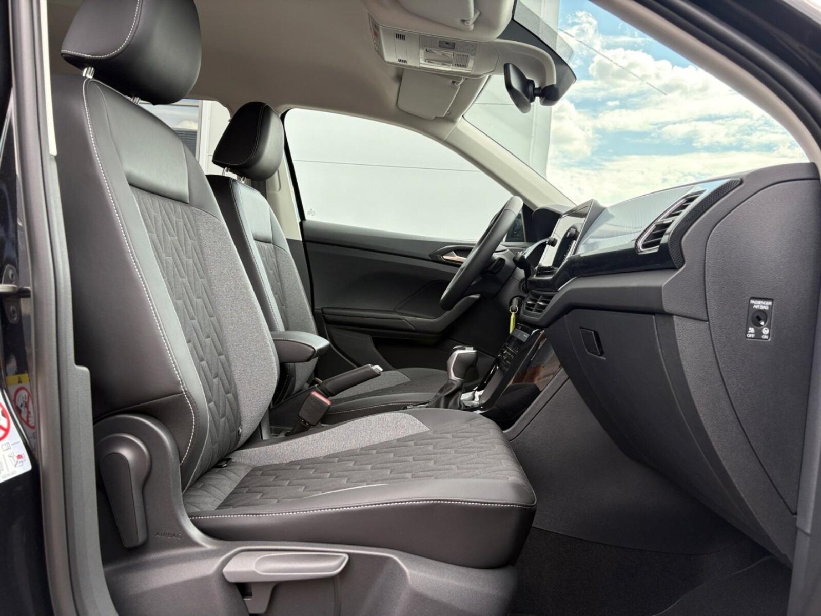 Volkswagen T-Cross – Bild 9