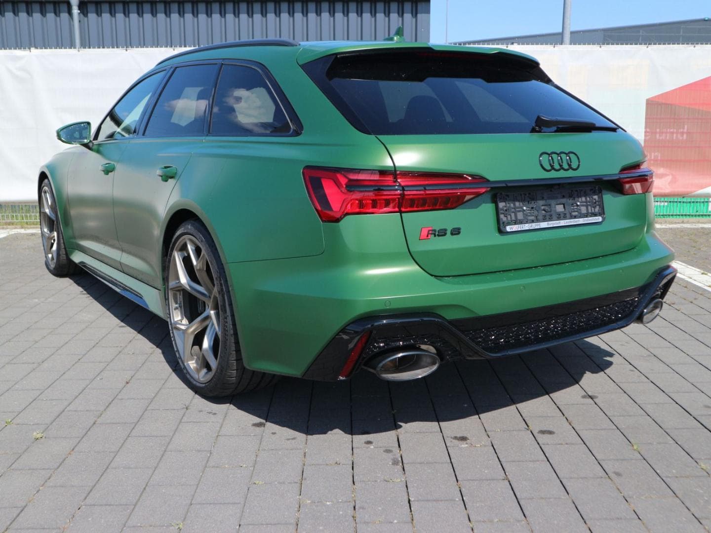 Image about Audi RS 6 Avant performance quattro tiptronic