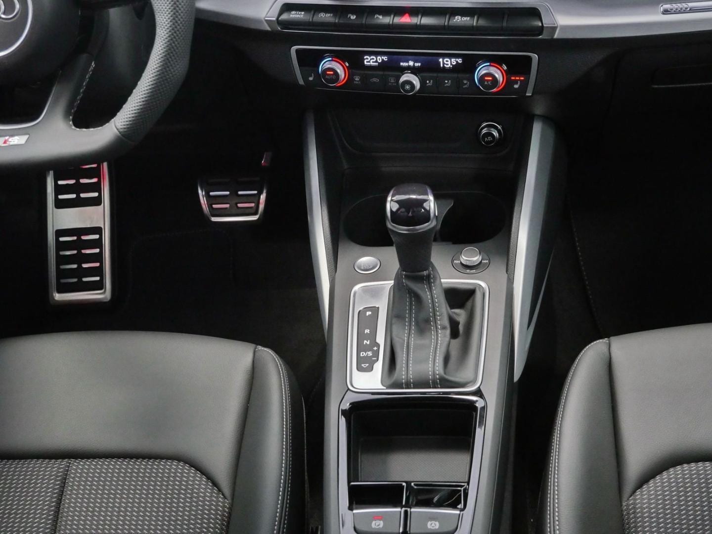 Bild über Audi Q2 S line 35 TFSI S tronic - für weitere Informationen kontaktieren Sie den Audi Partner