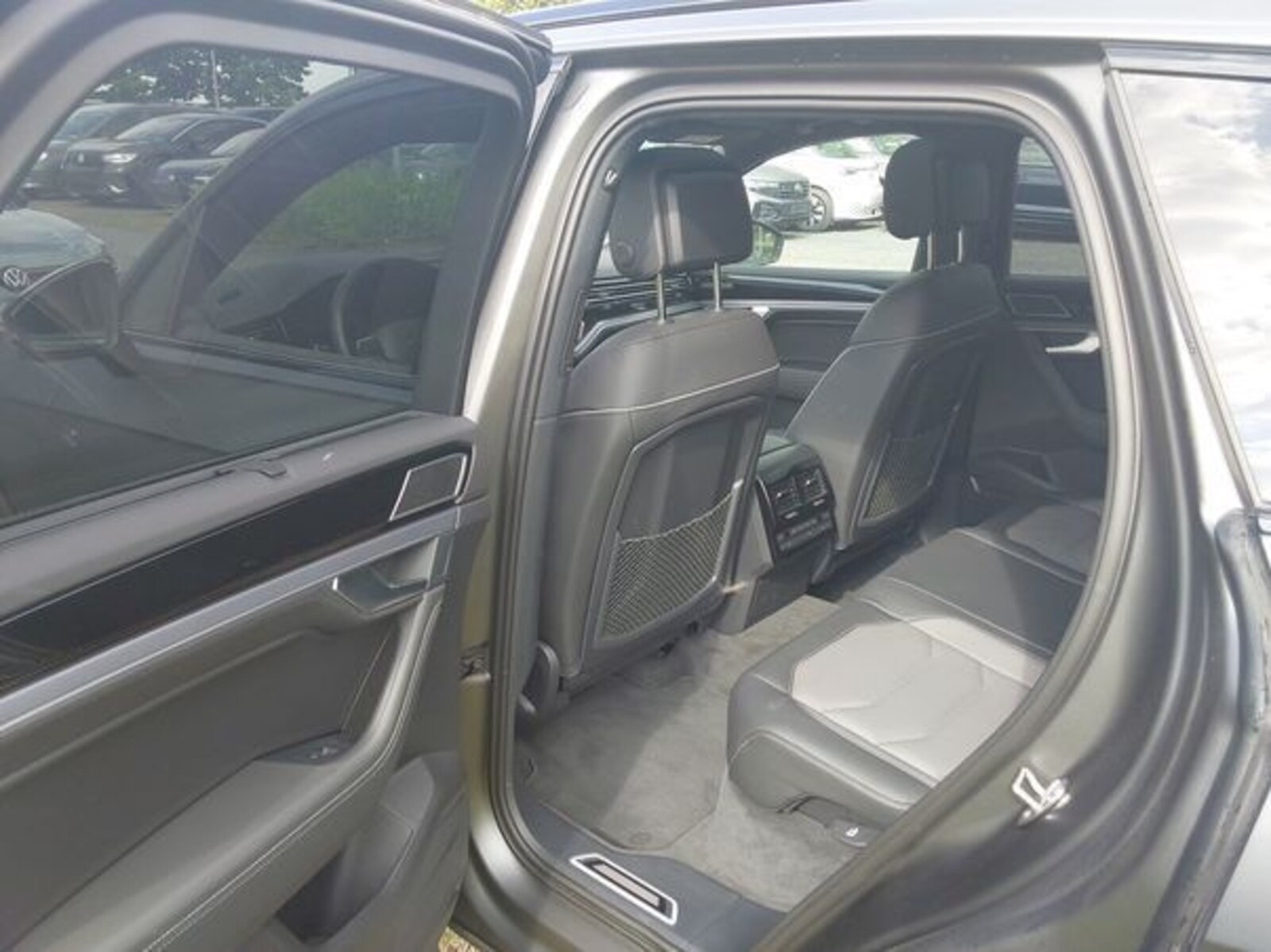Volkswagen Touareg – Bild 7