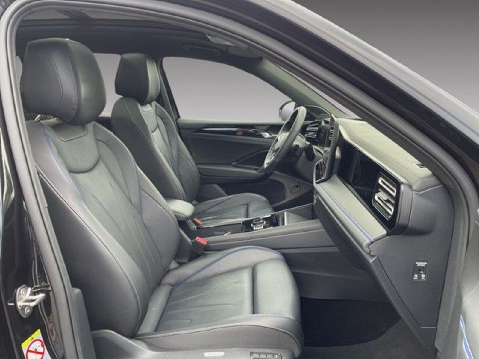 Volkswagen Tiguan – Bild 16