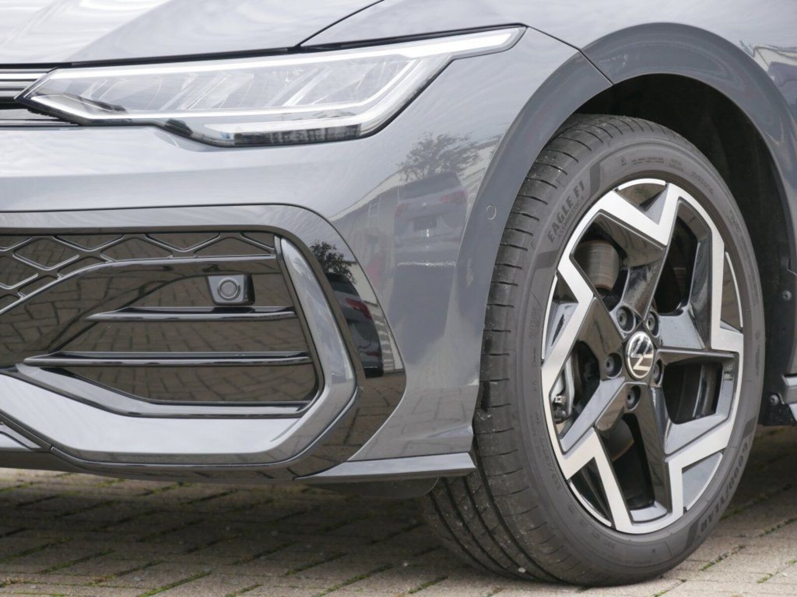 Volkswagen Golf Variant – Bild 7
