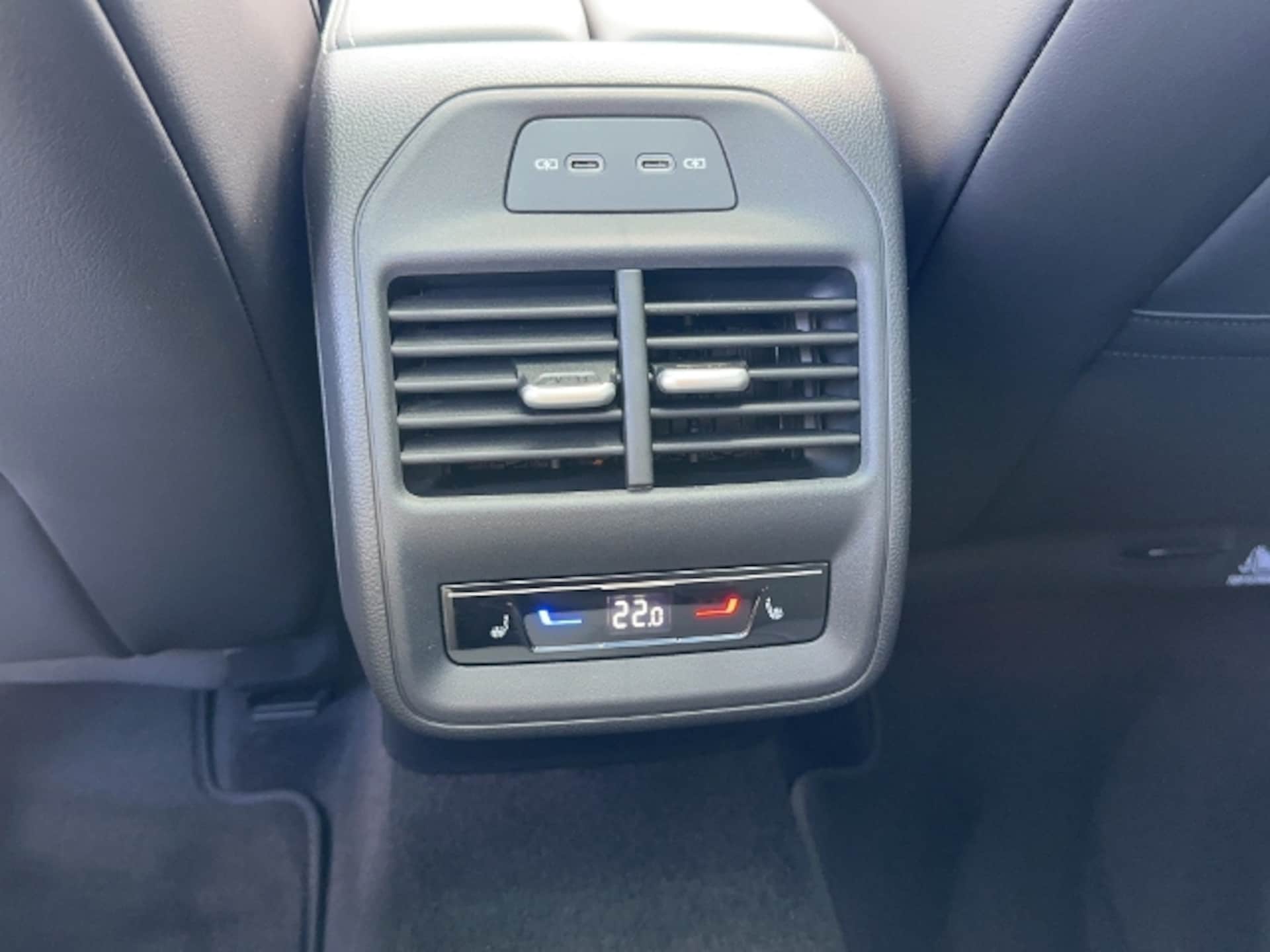 Volkswagen Passat Elegance