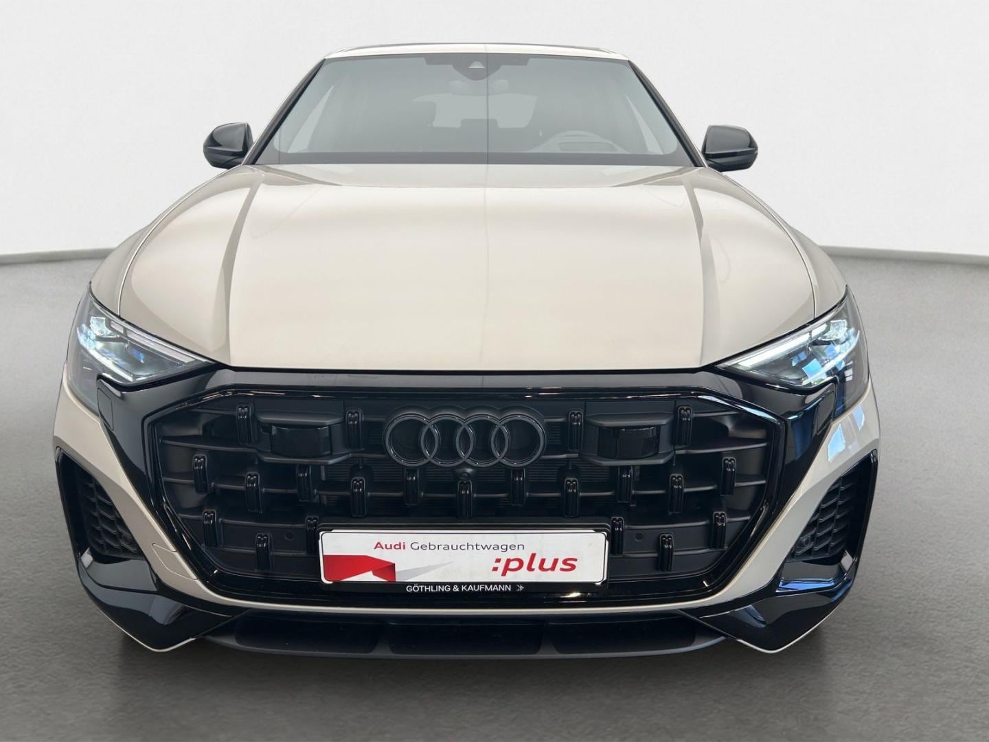 Bild über Audi Q8 SUV TFSI e 55 TFSI e quattro tiptronic - für weitere Informationen kontaktieren Sie den Audi Partner