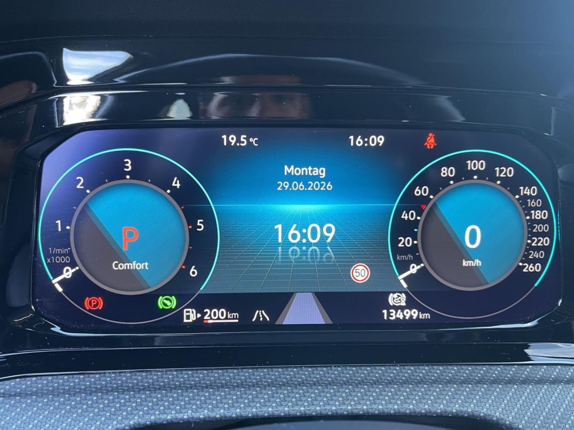 Volkswagen Golf R-Line