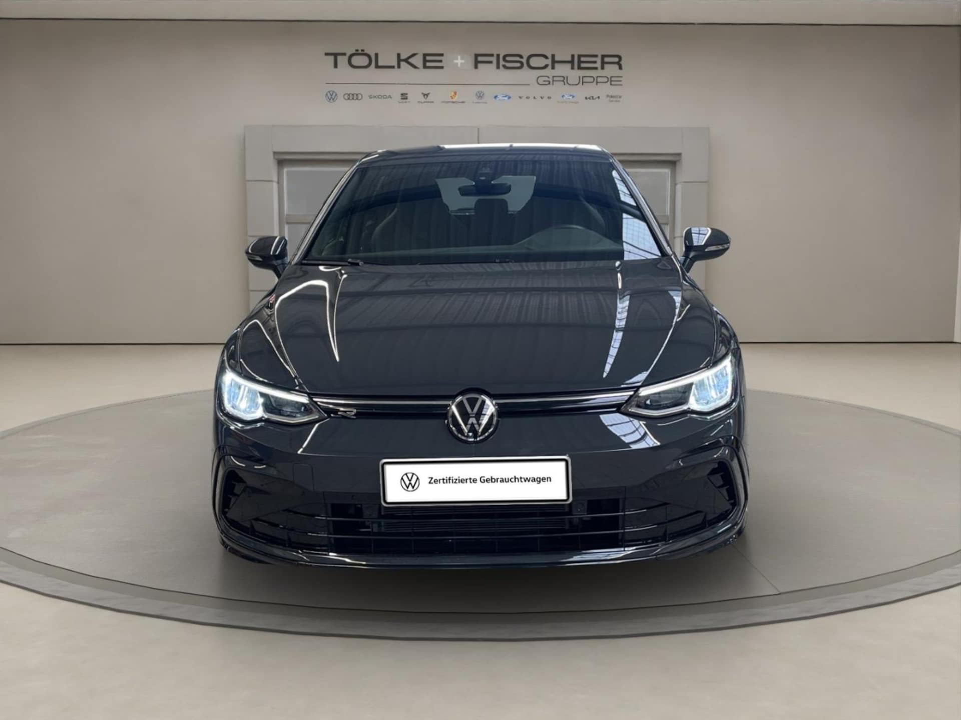 Volkswagen Golf R-Line