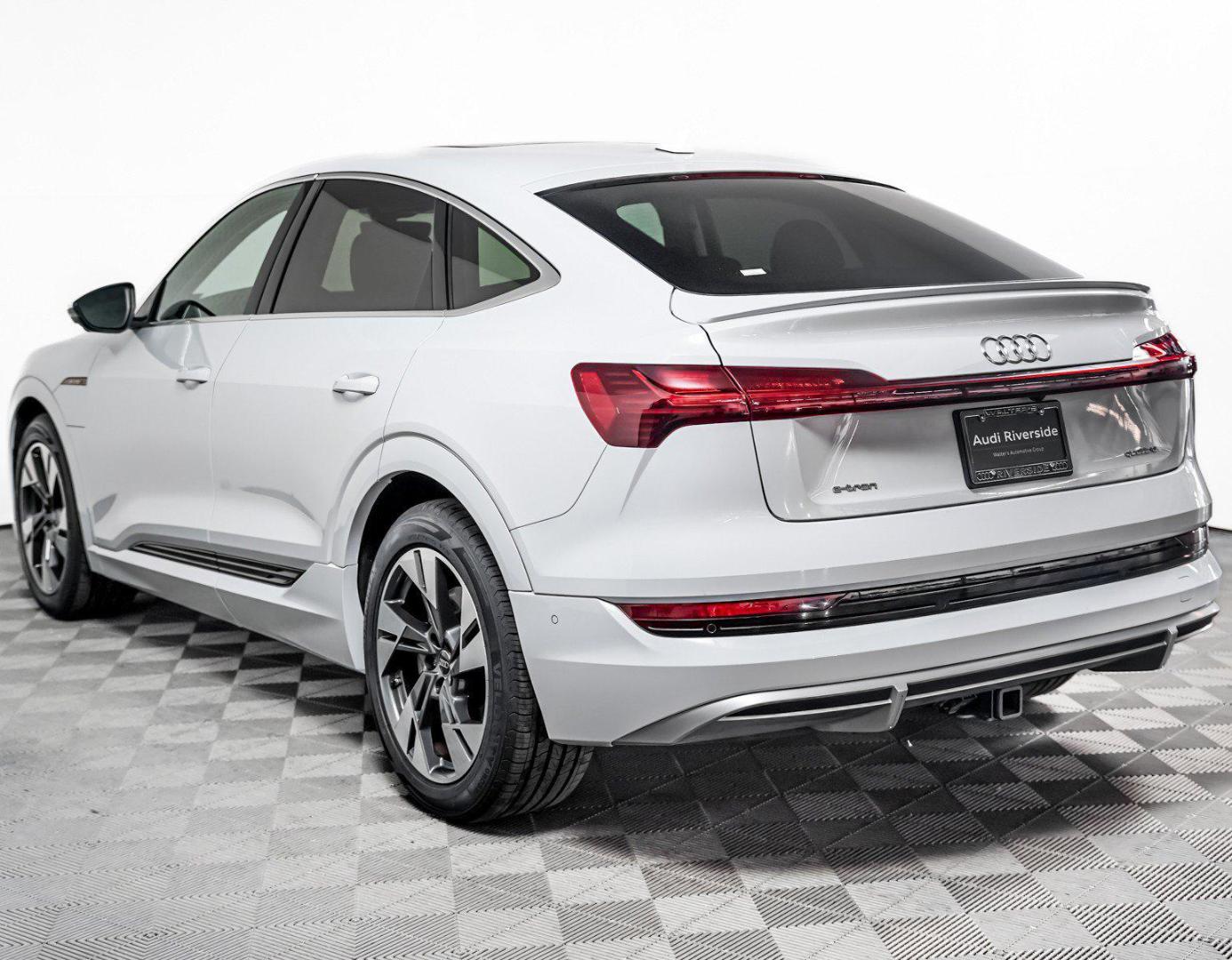 Used 2022 Audi e-tron Sportback Premium Plus with VIN WA12AAGE3NB030662 for sale in Riverside, CA