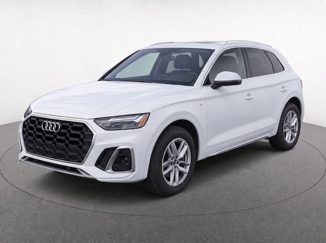Photo of 2024 Audi Q5